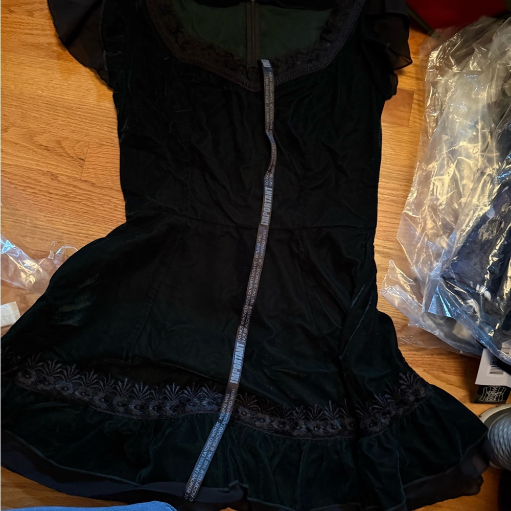 Stylish Black Velvet Dress with Lace